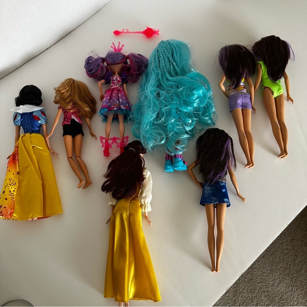 Lot of 8 fashion dolls. Barbie Secret Door Malucia Skipper Princess Mermaid High - Picture 14 of 14